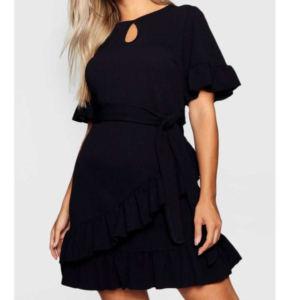 Boohoo Ruffle Tie Front Key Ring Neck Dress